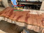 Mặt bàn gỗ lát tại Vinh