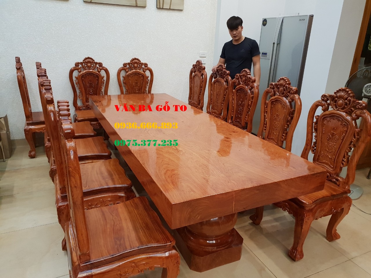 Bộ bàn ăn gỗ VIP Tại Hồ Chí Minh